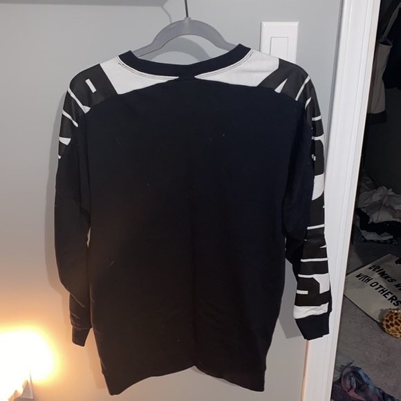 Victoria Secret Pink Pullover - Picture 2 of 3